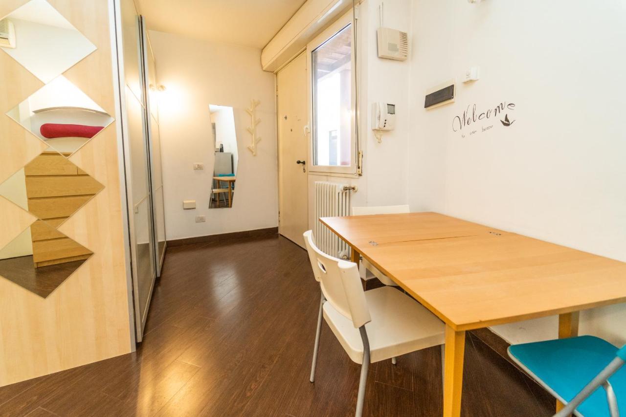 Prada Apartment Milan Bagian luar foto